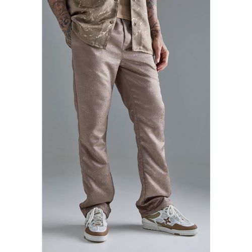 Pantaloni Slim Fit con trama e inserti elasticizzati in vita - boohoo - Modalova