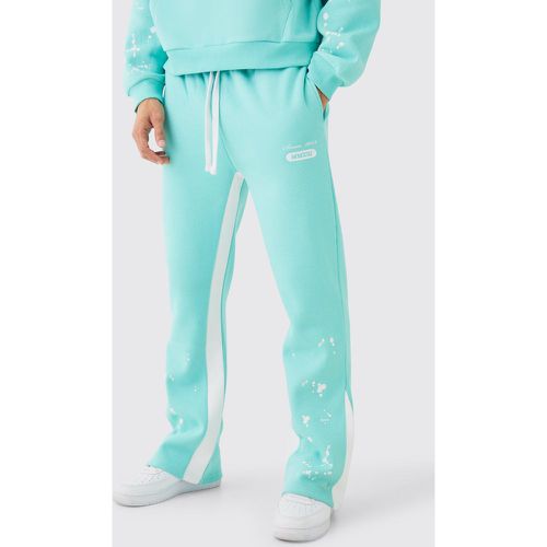 Pantaloni tuta Regular Fit con inserti e schizzi di colore - boohoo - Modalova