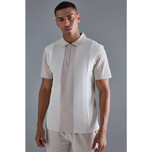 Polo Slim Fit con pannelli a contrasto - boohoo - Modalova