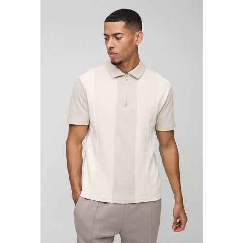 Polo Slim Fit con pannelli a contrasto - boohoo - Modalova