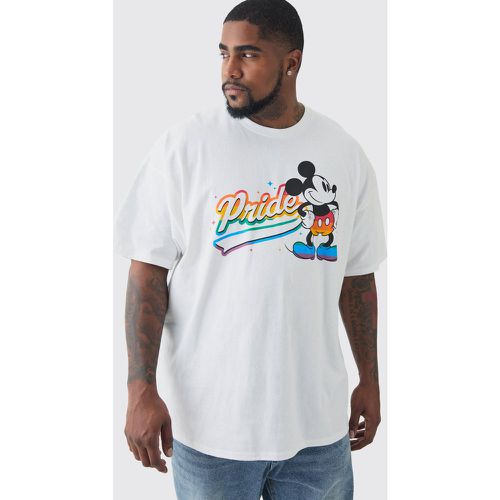 T-shirt Plus Size ufficiale Disney Mickey Mouse Pride con grafica - boohoo - Modalova