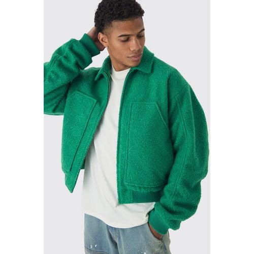 Giacca Bomber squadrata in bouclé con ruches sulle maniche - boohoo - Modalova