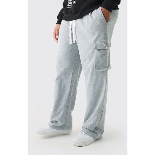 Pantalón Deportivo Plus Cargo Holgado Con Etiqueta De Tela - boohoo - Modalova