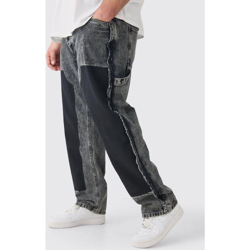 Jeans dritti Plus Size in lavaggio stile Carpenter - boohoo - Modalova