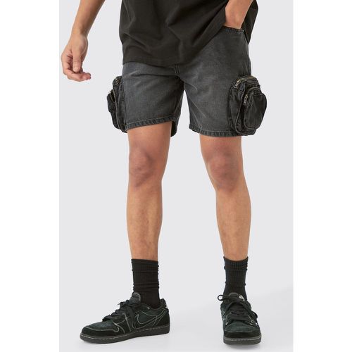 Slim Fit 3d Cargo Pocket Denim Shorts In Washed Black - boohoo - Modalova