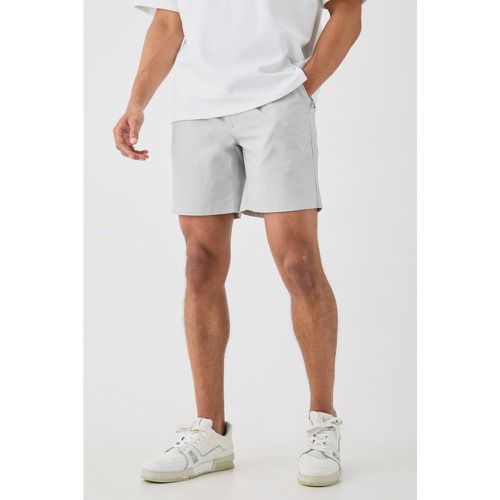 Relaxed Fit Tie Waistband Tailored Linen Shorts In Grey - boohoo - Modalova