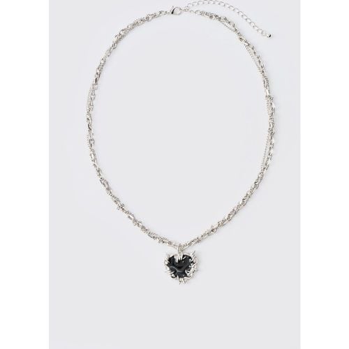 Heart Pendant Chunky Chain Necklace in Silver - boohoo - Modalova