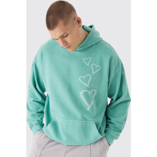 Felpa oversize slavata stile Graffiti con cuore e cappuccio - boohoo - Modalova