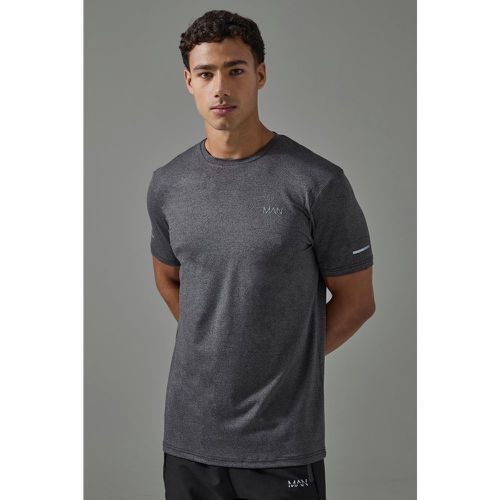 T-shirt Man Active Regular Fit per alta performance in mélange - boohoo - Modalova