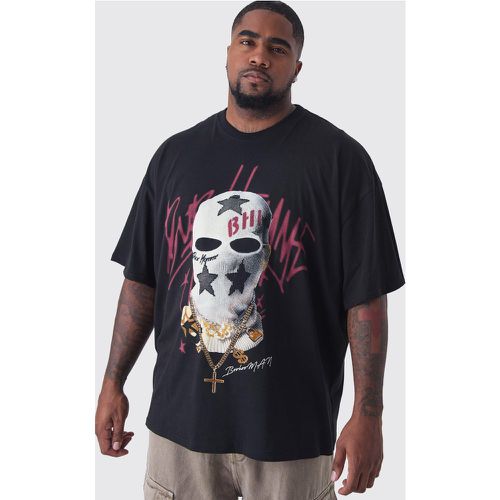 Camiseta Plus Oversize Negra Con Estampado Pour Homme De Pasamontañas - boohoo - Modalova