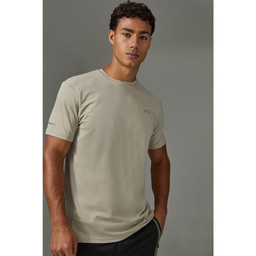 Camiseta Man Active Resistente - boohoo - Modalova