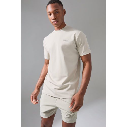 T-shirt Man Active per alta performance - boohoo - Modalova