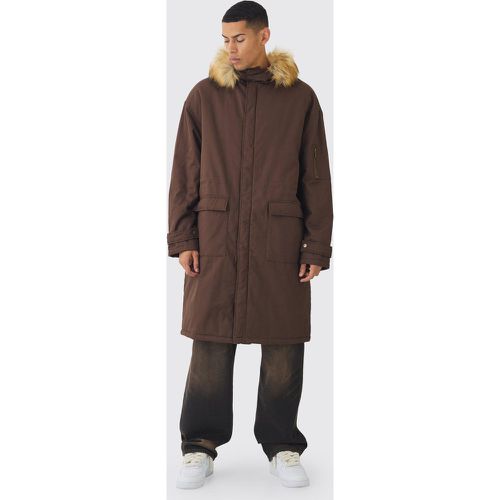 Parka Oversize De Sarga Con Capucha De Pelo Sintético En Color Chocolate - boohoo - Modalova