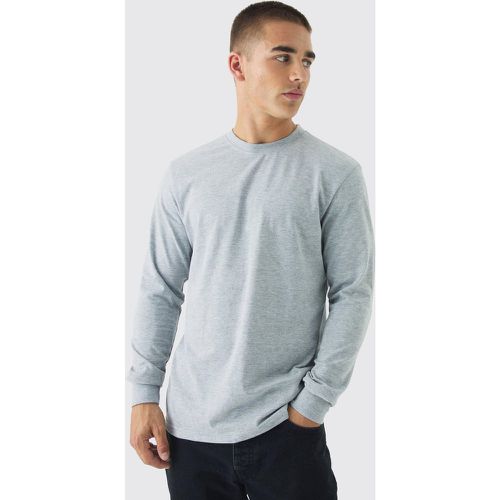 Basic Crew Neck Long Sleeve T-shirt - boohoo - Modalova