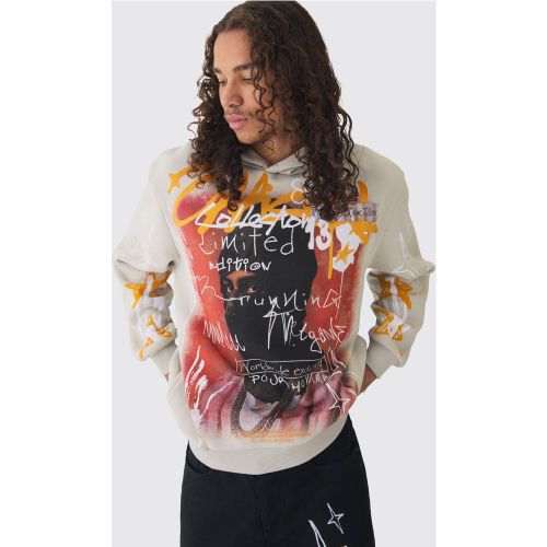 Felpa oversize con grafica stile Graffiti, cuciture e cappuccio - boohoo - Modalova