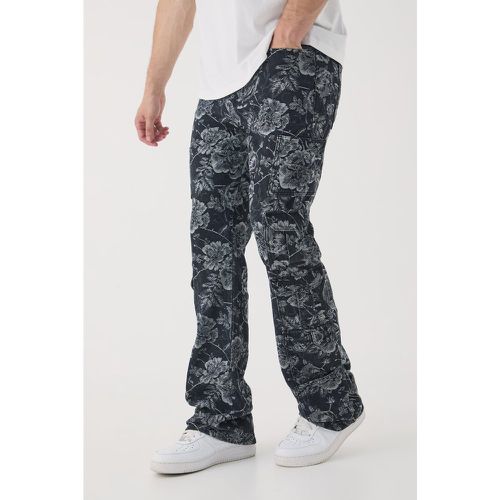 Jeans a zampa Tall stile Cargo in jacquard a fiori - boohoo - Modalova