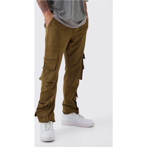 Pantalón Cargo Elástico Ajustado De Nailon Con Pernera Plisada - boohoo - Modalova