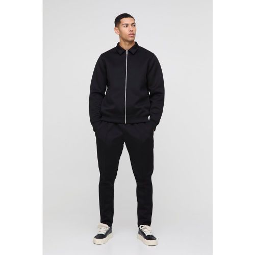 Set giacca Harrington in Scuba rivestito & pantaloni tuta - boohoo - Modalova