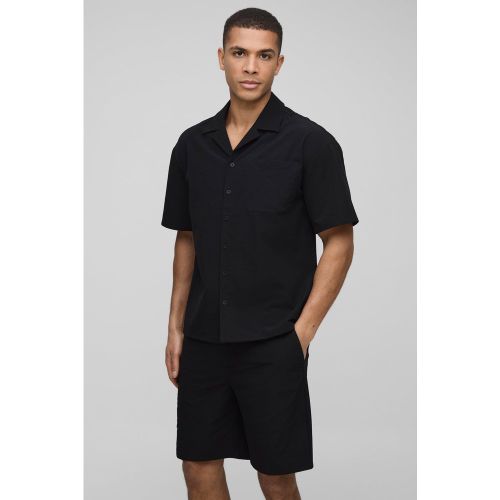 Set camicia squadrata oversize in Stretch tecnico & pantaloncini comodi - boohoo - Modalova