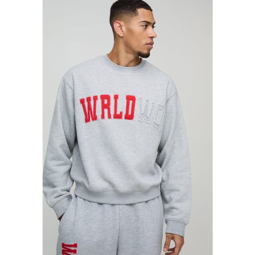 Sudadera Oversize Recta Rota Con Aplique Worldwide - boohoo - Modalova