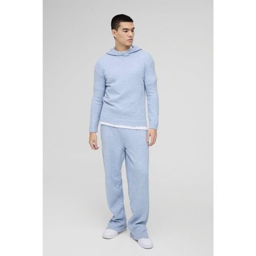 Tuta sportiva Regular Fit in maglia spazzolata con cappuccio e spacco sul fondo - boohoo - Modalova