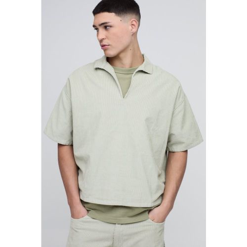 Polo Oversize Recto De Pana Con Lavado De Ácido - boohoo - Modalova