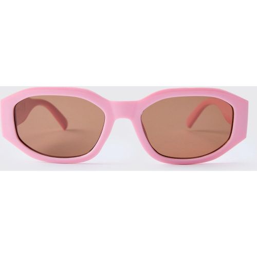 Gafas De Sol Rectangulares Con Detalle Dorado - boohoo - Modalova