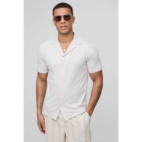 Camisa Ajustada De Manga Corta Y Tela Jersey Con Solapas - boohoo - Modalova