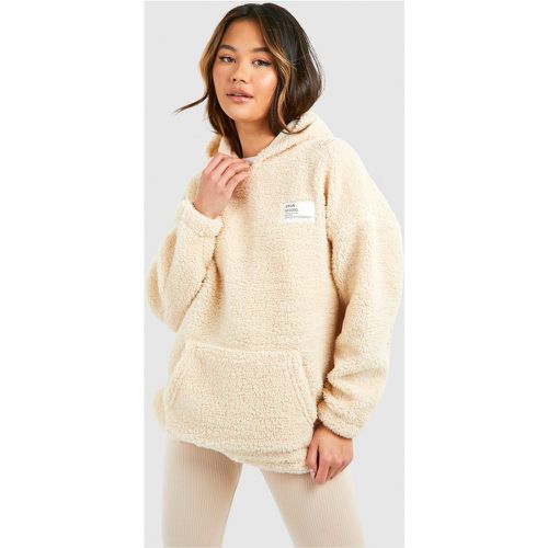 Sudadera Premium Oversize De Borreguito Con Capucha Y Etiqueta De Tela - boohoo - Modalova