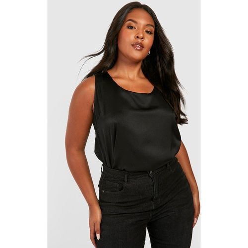 Canotta Plus Size in raso con spalline ampie - boohoo - Modalova