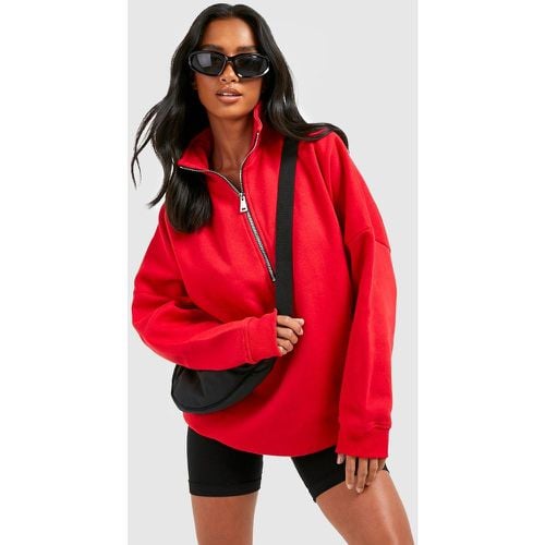 Felpa Petite con zip corta, Rosso - boohoo - Modalova