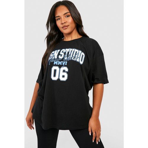 Camiseta Plus Oversize Con Estampado Universitario Dsgn Studio - boohoo - Modalova