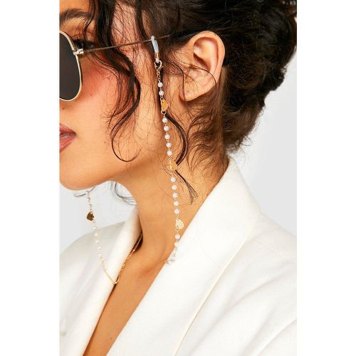 Cadena Para Gafas De Sol Con Perla Y Corazón - boohoo - Modalova