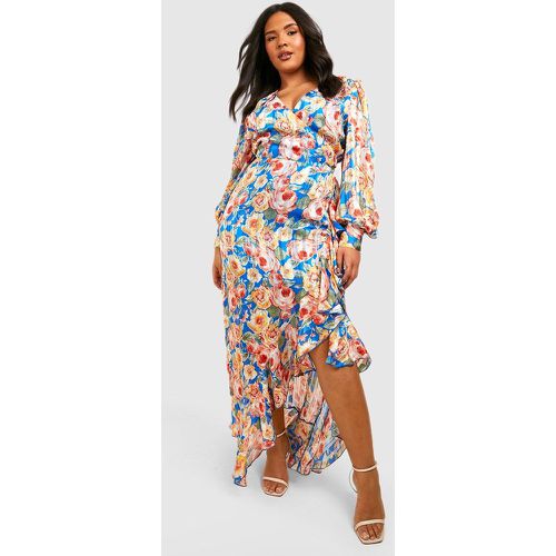 Vestido Plus Maxi Cruzado De Flores Con Volante - boohoo - Modalova