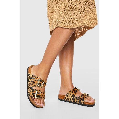 Sandalias De Holgura Ancha Con Plantilla Blanda, Hebilla Doble Y Estampado De Leopardo - boohoo - Modalova