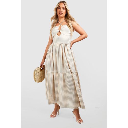 Vestido Plus Maxi De Tela Con Escote Halter Y Rayas - boohoo - Modalova