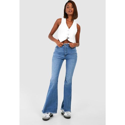 Jeans a zampa Basic a vita alta - boohoo - Modalova