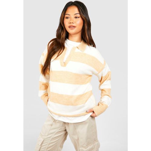 Maglione in maglia morbida a righe con colletto stile polo - boohoo - Modalova