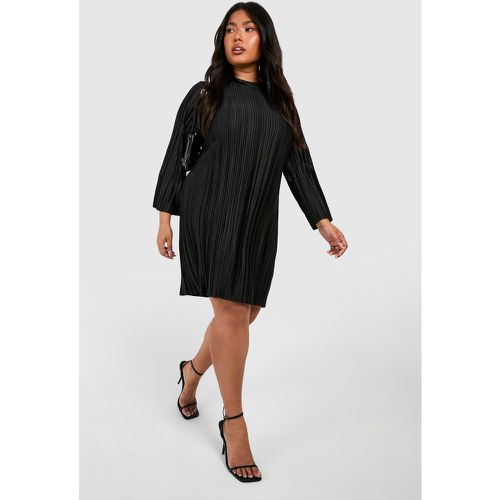 Vestido Recto Plus Plisado Con Mangas Acampanadas - boohoo - Modalova