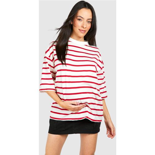 Maternity Crew Neck Stripe T-shirt - boohoo - Modalova