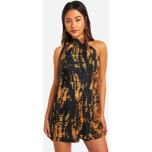 Tie Dye Halterneck Playsuit, Negro - boohoo - Modalova