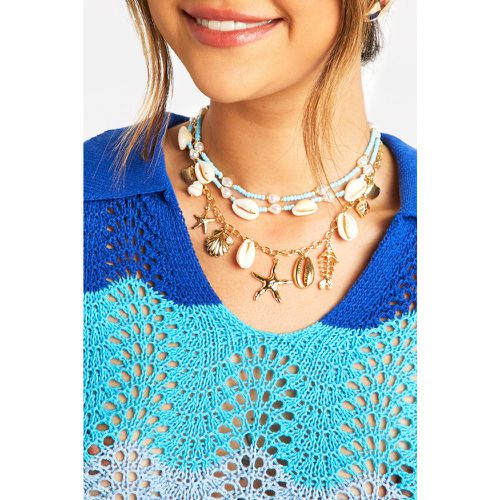 Blue Beaded Shell Layered Charm Necklace - boohoo - Modalova