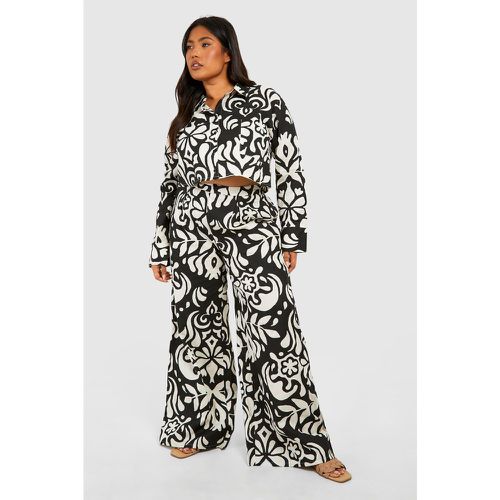 Plus Abstract Print Long Sleeve Shirt & Trouser Co-ord - boohoo - Modalova