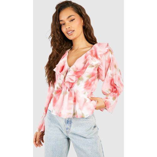 Blusa De Chifón Con Volante Y Estampado De Flores Difuminadas - boohoo - Modalova