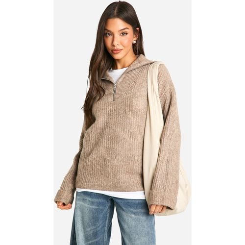 Maglione in maglia spessa morbida con zip corta - boohoo - Modalova