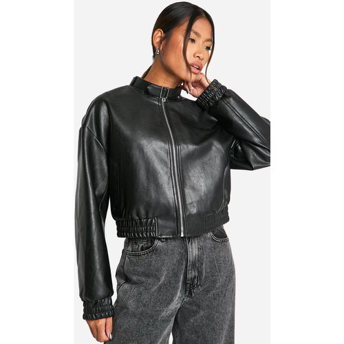 Chaqueta Bomber De Cuero Sintético Con Cuello - boohoo - Modalova