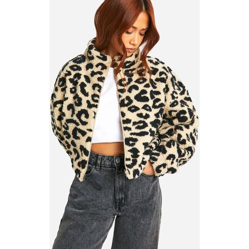 Giacca Bomber squadrata con stampa leopardata in pelliccia sintetica morbida - boohoo - Modalova