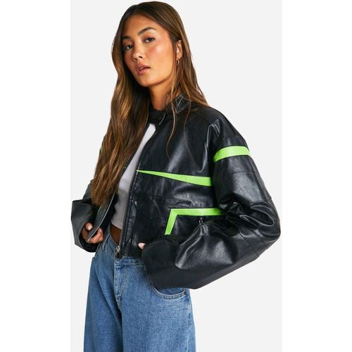 Giacca in pelle sintetica da moto a contrasto - boohoo - Modalova