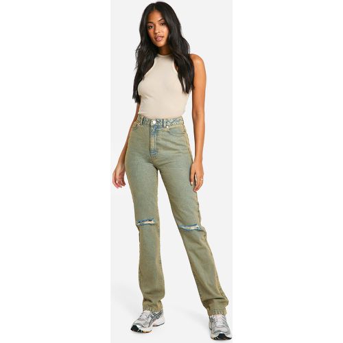 Jeans dritti Tall Basics a vita alta con strappi sul ginocchio - boohoo - Modalova