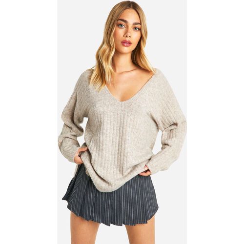 Maglione lungo a coste miste, Beige - boohoo - Modalova